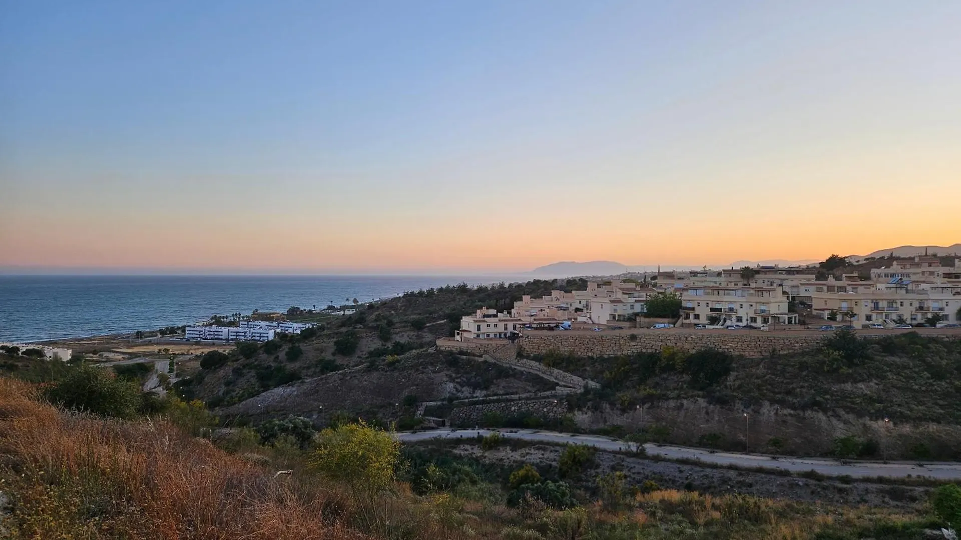 Cozy Duplex Niza Beach Torre Del Mar
